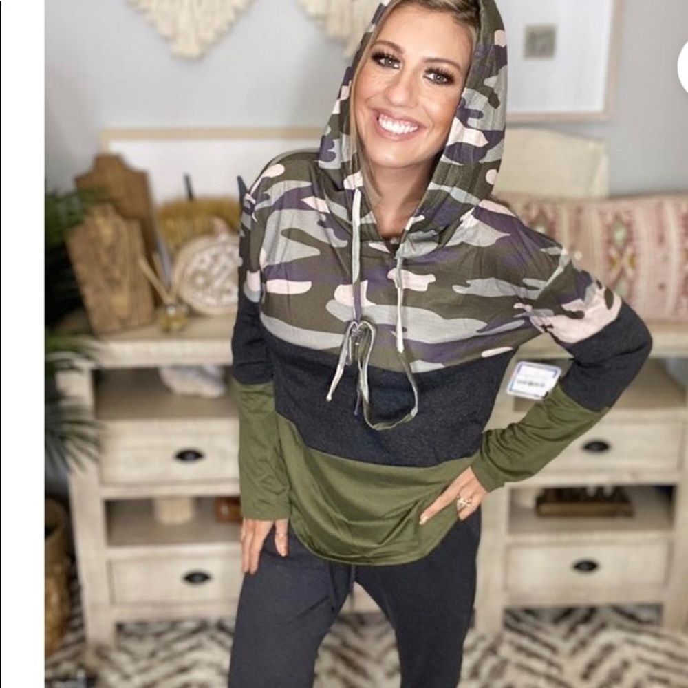 3x Camo Color Block Hoodie